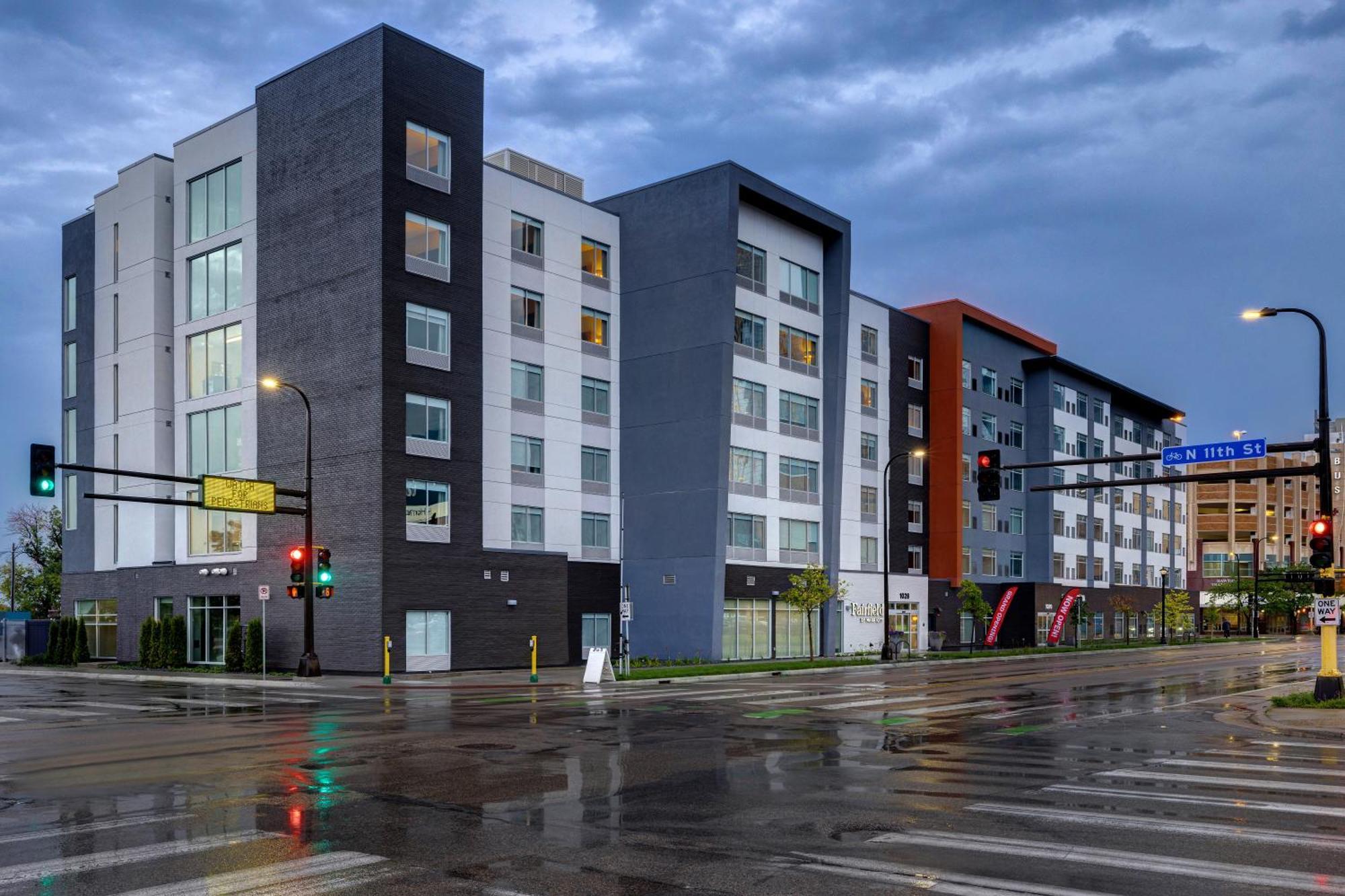 Fairfield By Marriott Inn & Suites Minneapolis Downtown 外观 照片